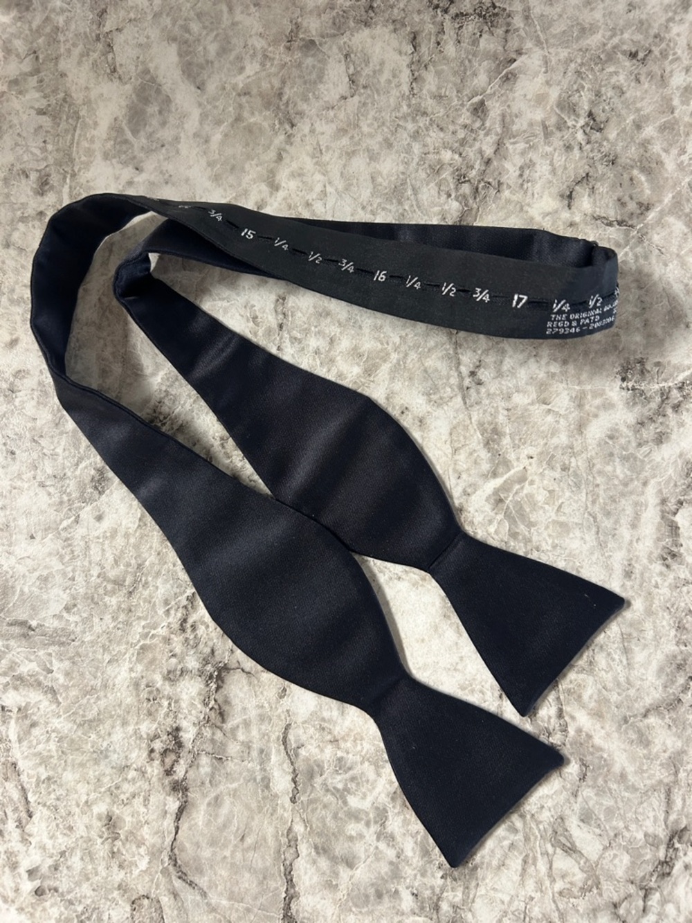 Vintage Rego & Pato original adjustable men's Classic Black Self-Tie Bow Tie